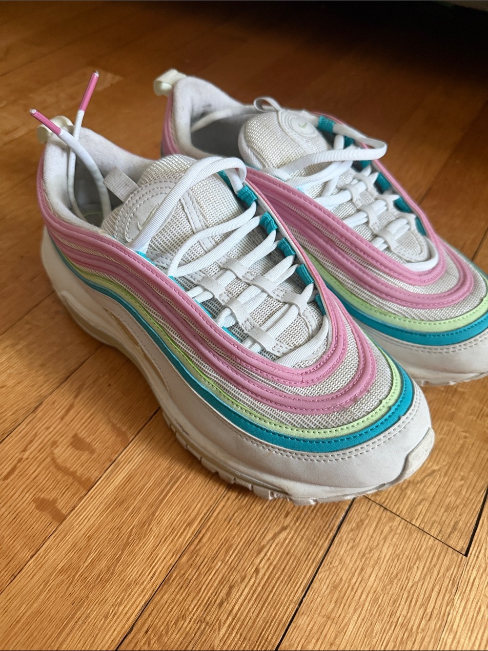 White Multicolor Women's Retro Wave Sneakers